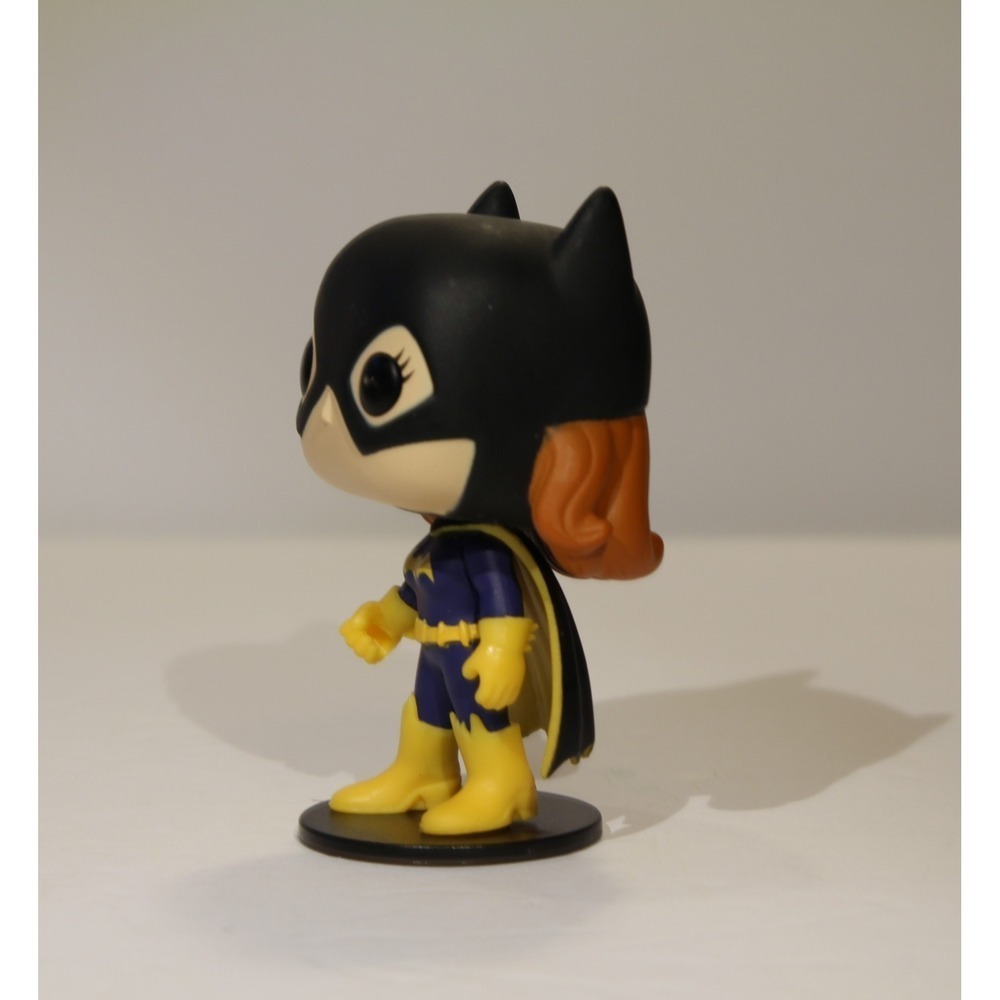 Pop! FunkoVerse Vinyl Figure DC Comics Batgirl 2019 Pre-owned (J) - Picture 3 of 4